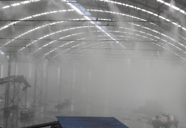 工廠粉塵治理應(yīng)該使用那種降塵設(shè)備？